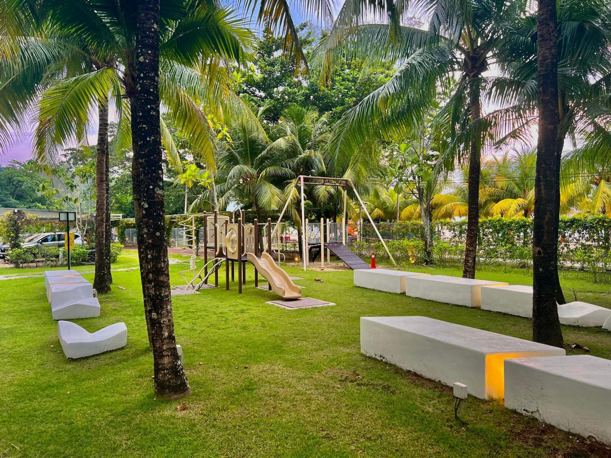 By The Sea, Penang Apartment Batu Ferringhi Exterior photo