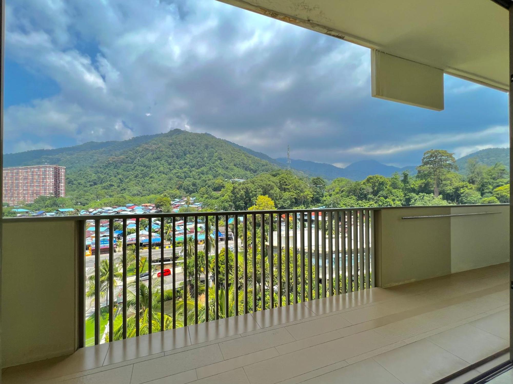 By The Sea, Penang Apartment Batu Ferringhi Exterior photo